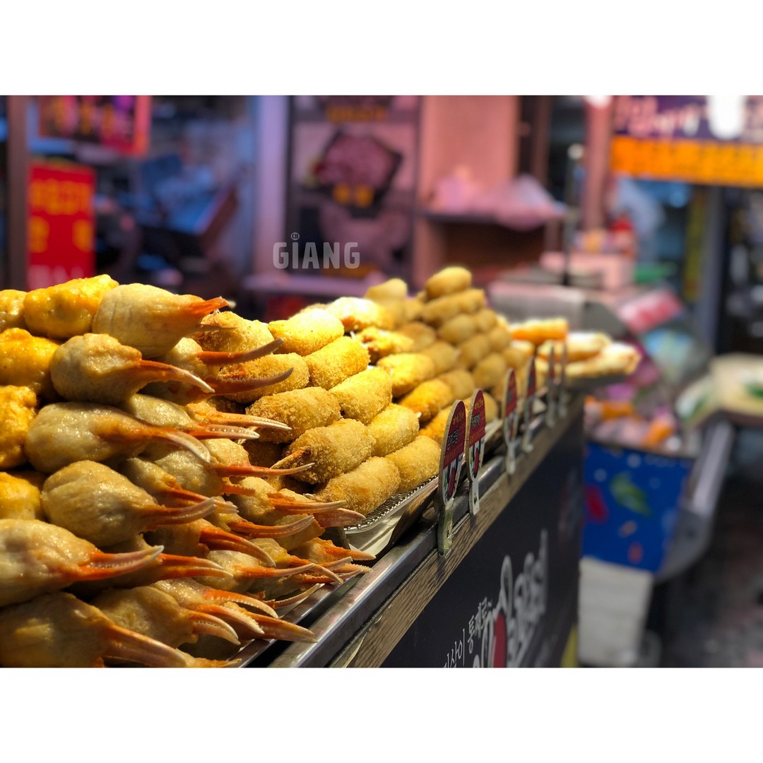 Món bánh ăn vặt ở chợ Dongmun, Jeju City