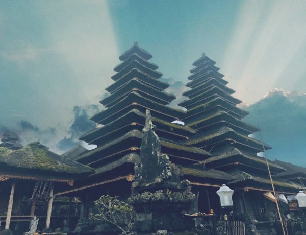 Đền Besakin ở Ubud, Bali